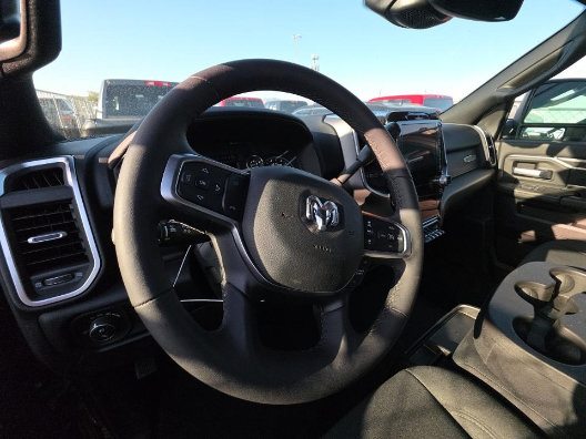 Used 2026 RAM 2500 Big Horn AWD/4WD image 3