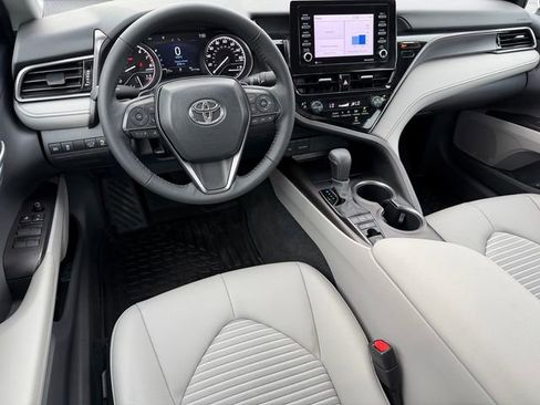 Certified 2024 Toyota Camry SE w/ Convenience Package image 33