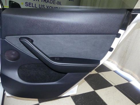 Used 2023 Tesla Model Y AWD image 24