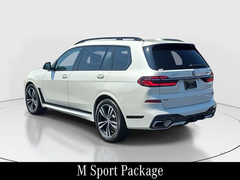 Used 2024 BMW X7 xDrive40i w/ Executive Package AWD/4WD image 4