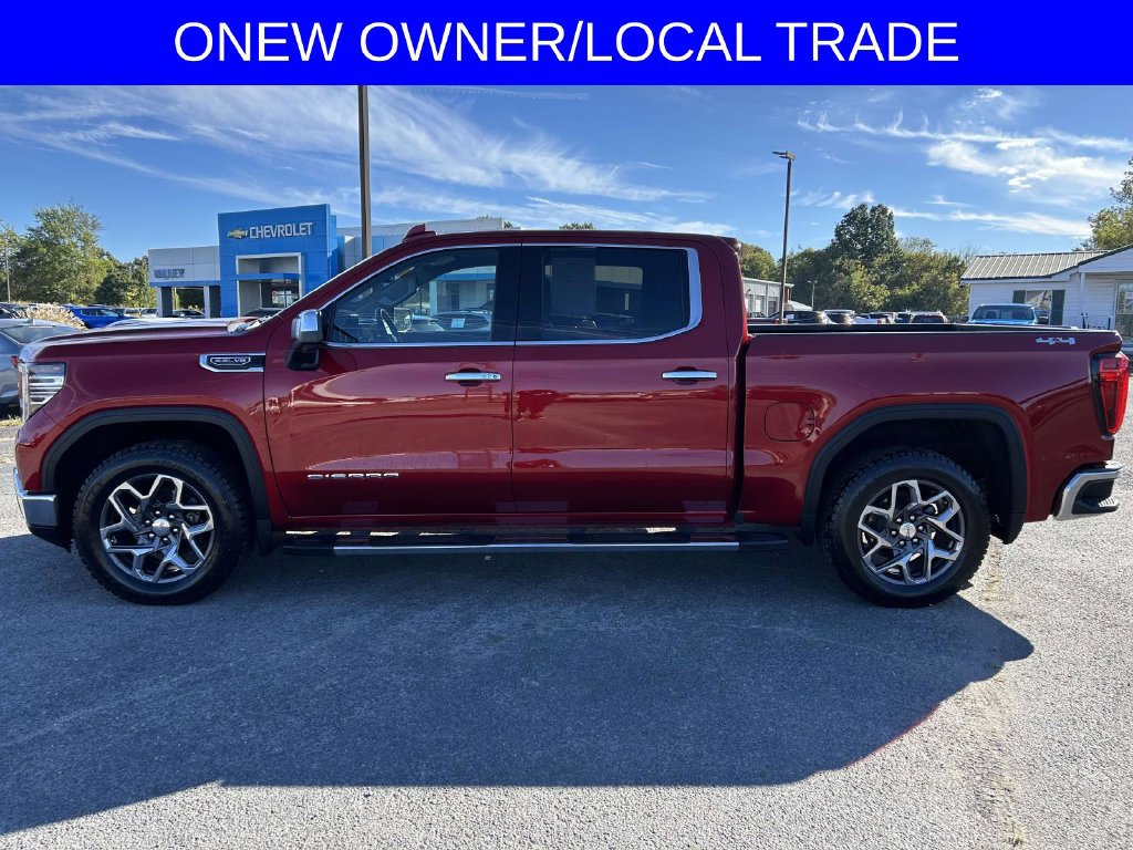 Used 2024 GMC Sierra 1500 SLT w/ SLT Premium Plus Package AWD/4WD image 7