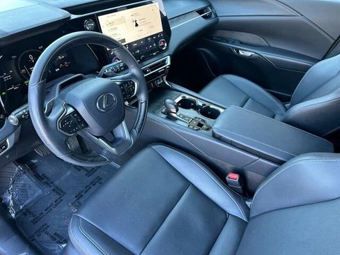 Used 2025 Lexus RX 350h 350h Premium 4D Sport Utility w/ Convenience Package image 10