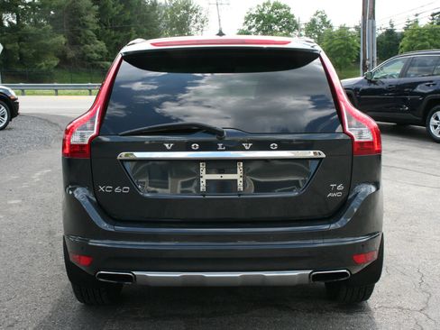 Used 2015 Volvo XC60 T6 w/ Protection Package AWD/4WD image 27