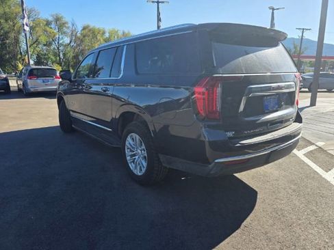 Used 2024 GMC Yukon XL SLT AWD/4WD image 8