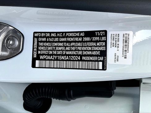 Used 2022 Porsche Taycan image 21