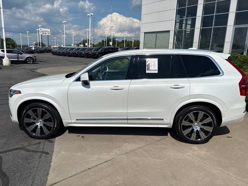 Certified 2024 Volvo XC90 B6 Ultimate w/ Lounge Package AWD/4WD image 9