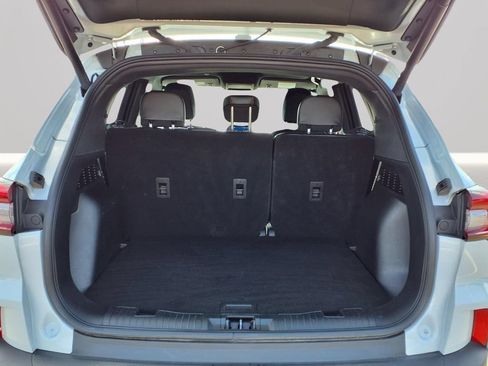 Used 2025 Ford Escape ST-Line Select AWD/4WD image 10