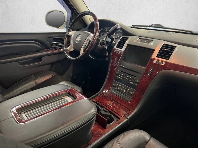 Used 2012 Cadillac Escalade EXT Luxury AWD/4WD image 25