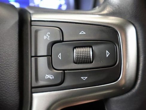 Used 2022 Chevrolet Tahoe Z71 w/ Luxury Package AWD/4WD image 20