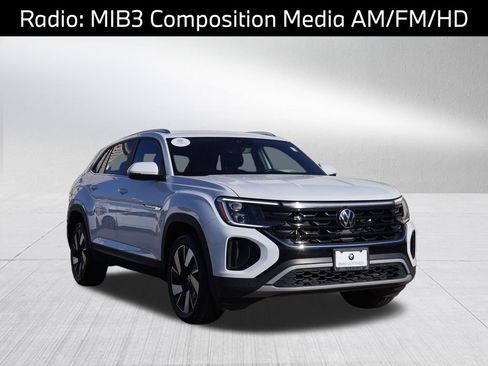 Used 2024 Volkswagen Atlas Cross Sport SE image 5