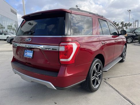 Used 2018 Ford Expedition XLT w/ Equipment Group 202A image 3