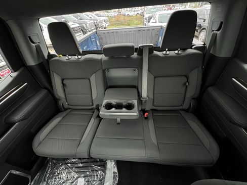 New 2026 GMC Sierra 1500 Elevation image 23