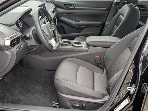 New 2026 Nissan Altima 2.5 SV FWD image 4