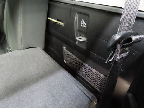 Used 2021 Jeep Gladiator Sport image 54