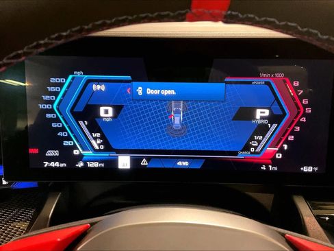 Used 2026 BMW M5 w/ Carbon Package image 24