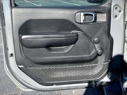 Used 2020 Jeep Wrangler Unlimited Sport image 22