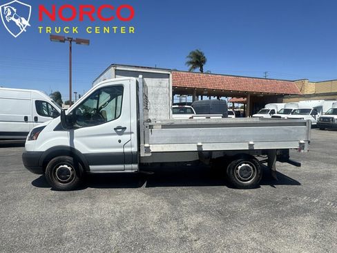 Used 2018 Ford Transit 250 138 RWD image 5