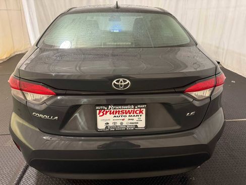 Used 2023 Toyota Corolla LE image 16