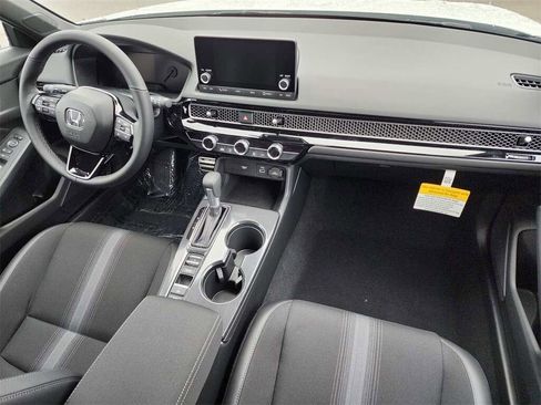 Certified 2024 Honda Civic Sport image 18
