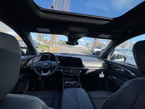 New 2026 Chevrolet Traverse High Country image 14