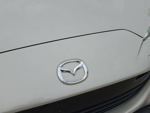 Used 2023 MAZDA MX-5 Miata Grand Touring w/ Weather Package RWD image 11