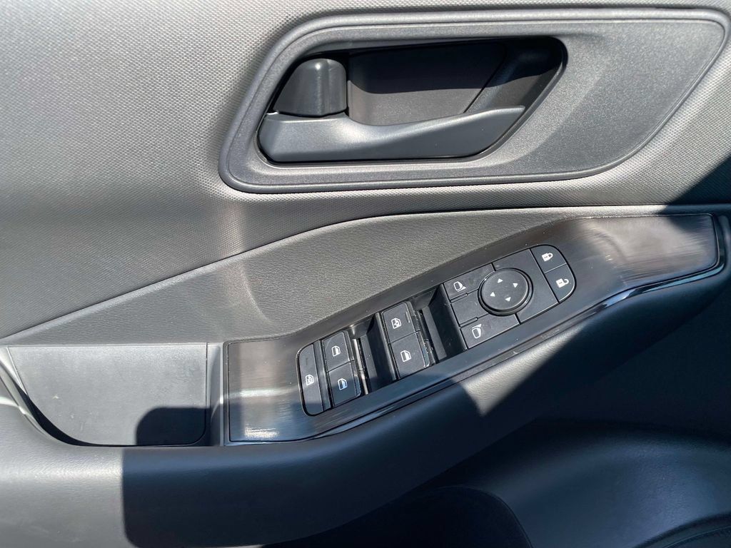 New 2026 Nissan Rogue S FWD image 19