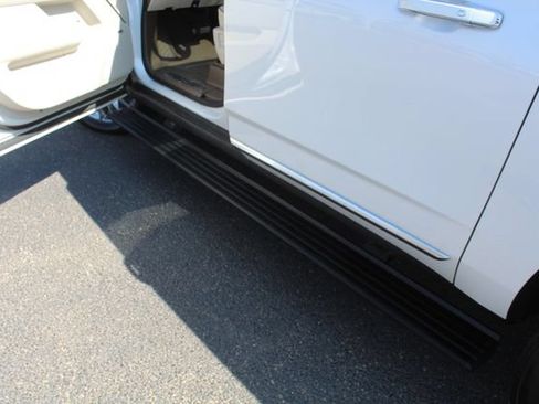 Used 2024 GMC Yukon XL Denali w/ Max Trailering Package AWD/4WD image 12
