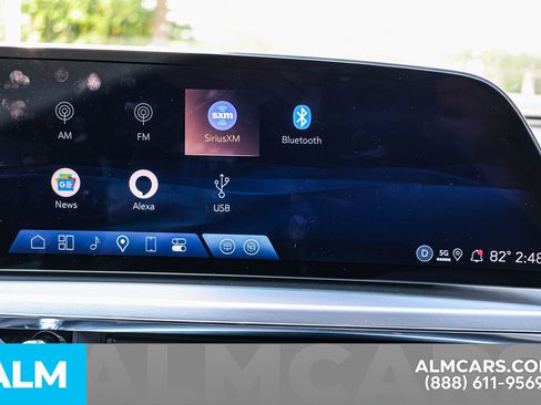 Used 2025 Cadillac Lyriq Luxury image 37