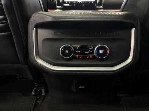 Used 2025 Ford Expedition Max Platinum AWD/4WD image 21