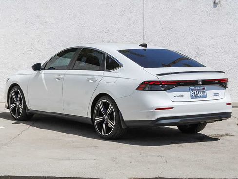 Used 2024 Honda Accord Sport image 4