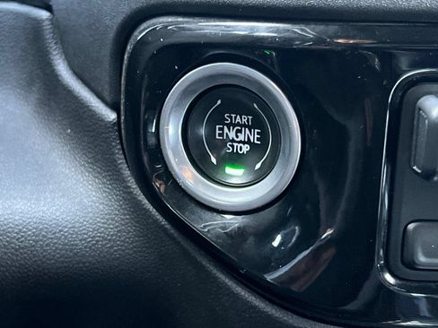Used 2023 GMC Sierra 1500 Elevation AWD/4WD image 28
