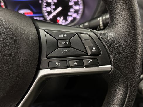 Used 2024 Nissan Sentra SV image 18