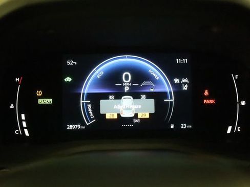 Used 2025 Toyota Camry SE image 20