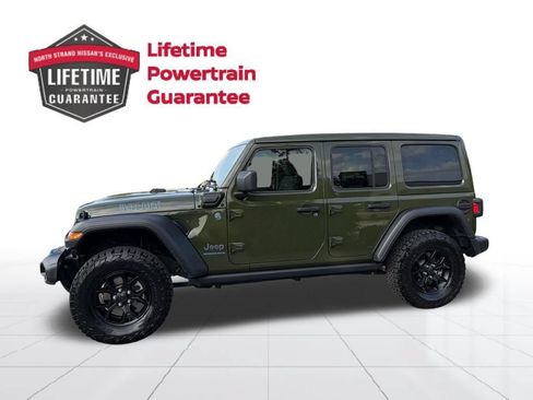 Used 2024 Jeep Wrangler Unlimited AWD/4WD image 2