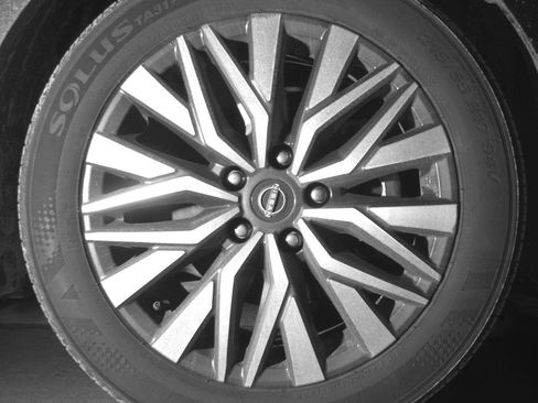 Used 2025 Nissan Altima 2.5 SV image 13