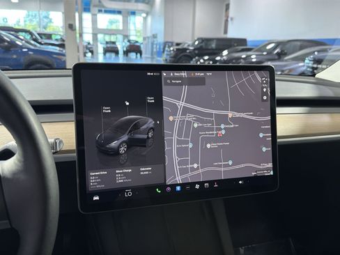 Used 2023 Tesla Model Y Long Range AWD/4WD image 20