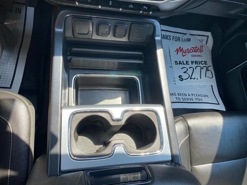 Used 2018 GMC Sierra 1500 SLT w/ SLT Premium Package AWD/4WD image 21