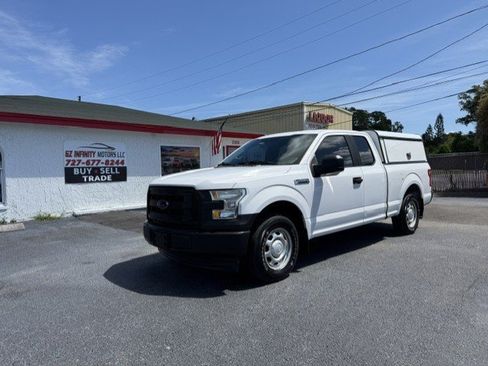 Used 2017 Ford F150 XL w/ Equipment Group 101A Mid RWD image 2