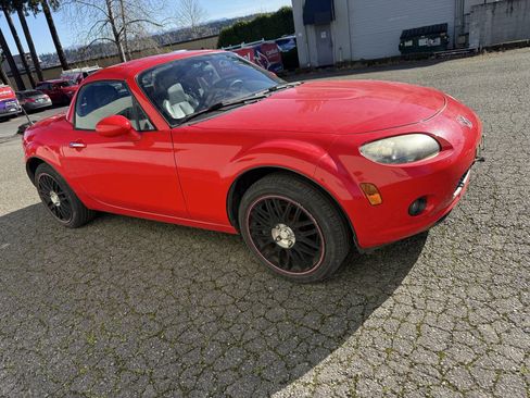 Used 2007 MAZDA MX-5 Miata Grand Touring image 6