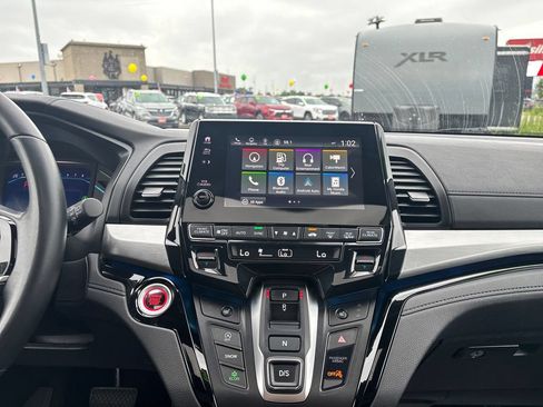 Used 2023 Honda Odyssey Touring image 26