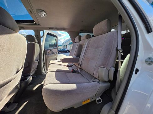 Used 2001 Toyota Sequoia SR5 image 15