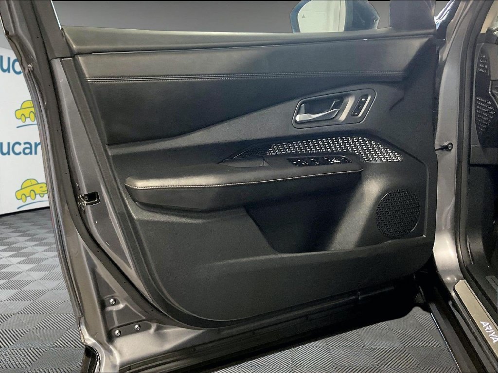 Certified 2023 Nissan Ariya AWD image 9