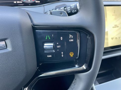 Certified 2024 Land Rover Range Rover Evoque S image 22