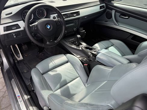 Used 2009 BMW M3 Convertible RWD image 9
