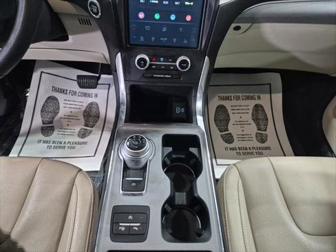 Certified 2021 Ford Edge Titanium w/ Equipment Group 301A image 15