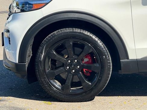 Used 2023 Ford Explorer ST w/ Equipment Group 401A image 10