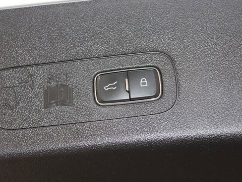 Used 2022 Lincoln Aviator Reserve w/ Equipment Group 201A AWD/4WD image 14