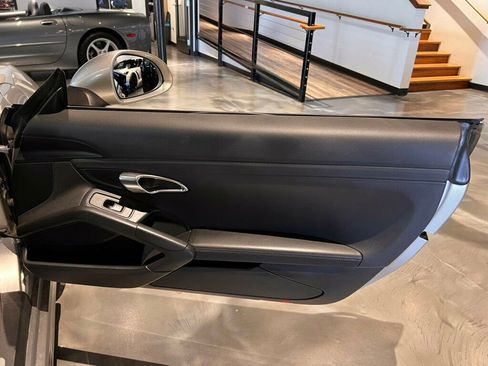 Used 2013 Porsche Boxster S image 12
