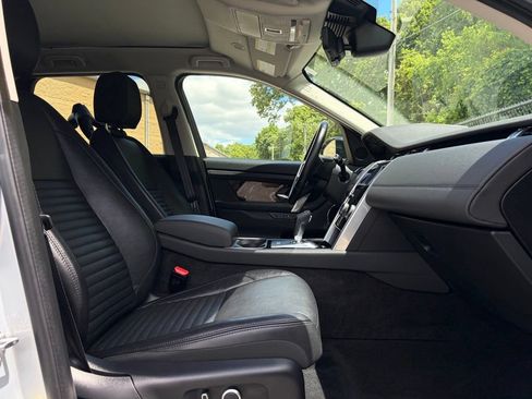Certified 2022 Land Rover Discovery Sport S AWD/4WD image 15