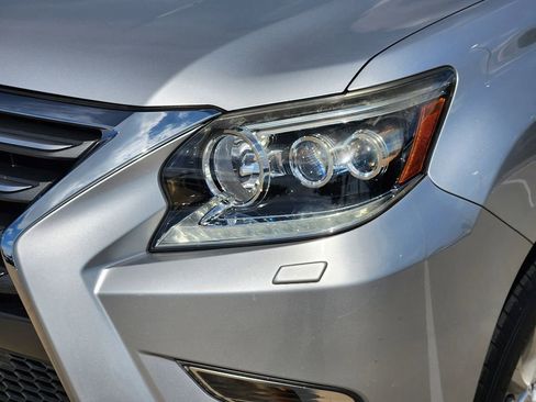 Used 2017 Lexus GX 460 Premium AWD/4WD image 9